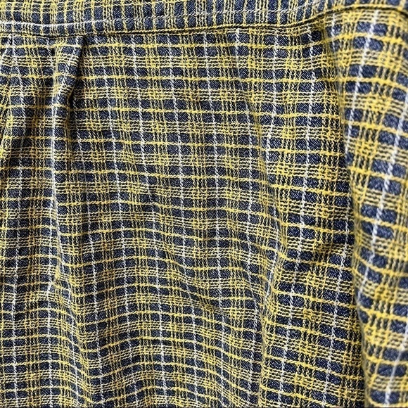Paco Basics Woven Button Down - Picture 7 of 7